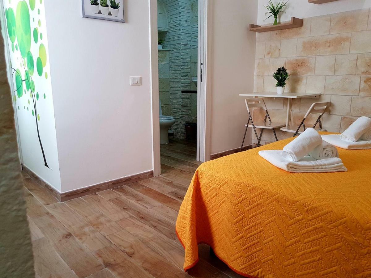 Room N.22 Taranto Dış mekan fotoğraf